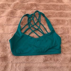 Lululemon Free to Be sports bra